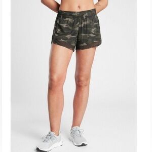 Athleta, Printed Mesh Racer Run Short 4",  Green Camo, Size M